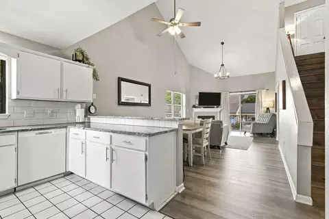 Kitchen - 169 Highland Dr UNIT 7, Branson, MO 65616 photo 1 of 3