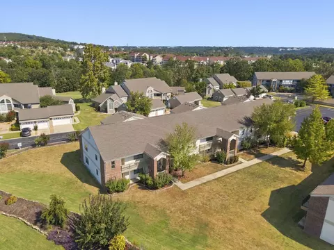 View/Area - 169 Highland Dr UNIT 7, Branson, MO 65616 photo 5 of 6
