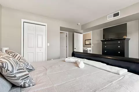 Bedroom - 169 Highland Dr UNIT 7, Branson, MO 65616 photo 8 of 10