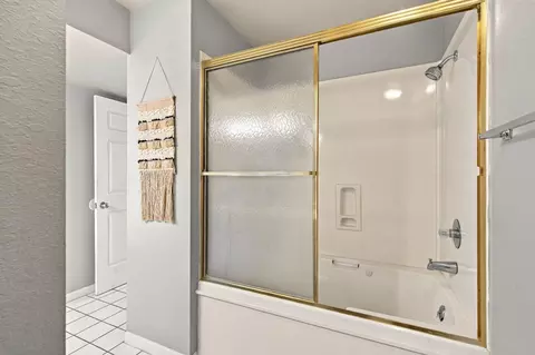 Bath - 169 Highland Dr UNIT 7, Branson, MO 65616 photo 2 of 6