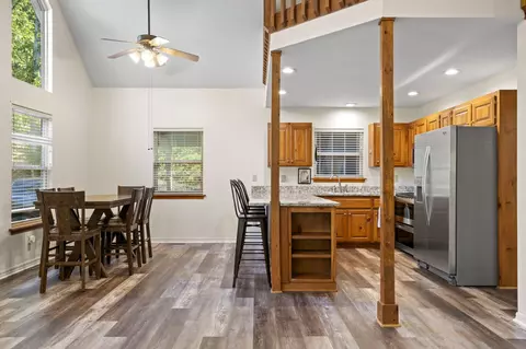 Dining - 660 Ellison St, Branson, MO 65616 photo 1 of 3
