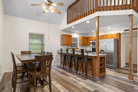 Dining - 660 Ellison St, Branson, MO 65616 photo 3 of 3