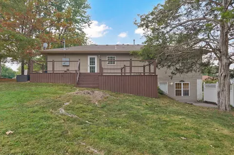 Exterior - 1208 S 17th Ave, Ozark, MO 65721 photo 2 of 14