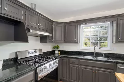 Kitchen - 1208 S 17th Ave, Ozark, MO 65721 photo 3 of 4