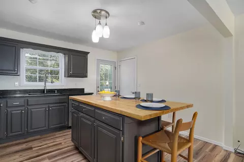 Kitchen - 1208 S 17th Ave, Ozark, MO 65721 photo 2 of 4