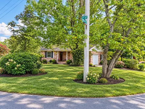 Exterior - 205 N Harrison St, Mountain View, MO 65548 photo 34 of 36