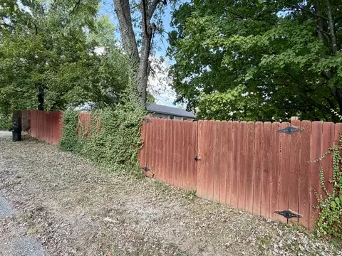Exterior - 205 N Harrison St, Mountain View, MO 65548 photo 32 of 36