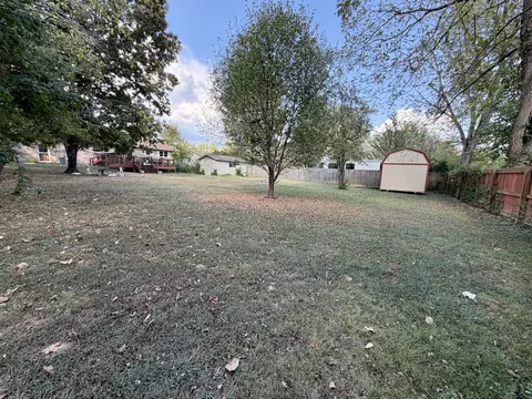 Exterior - 205 N Harrison St, Mountain View, MO 65548 photo 24 of 36