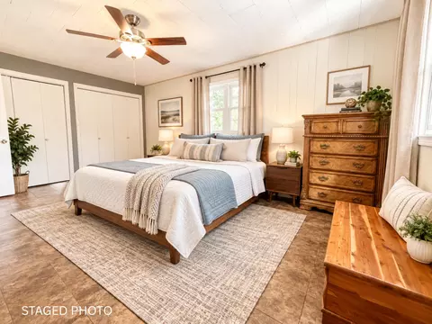 Bedroom - 205 N Harrison St, Mountain View, MO 65548 photo 1 of 7