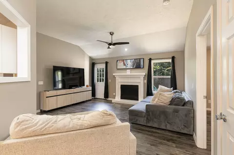 Living - 4230 W Madison St, Springfield, MO 65802 photo 1 of 1
