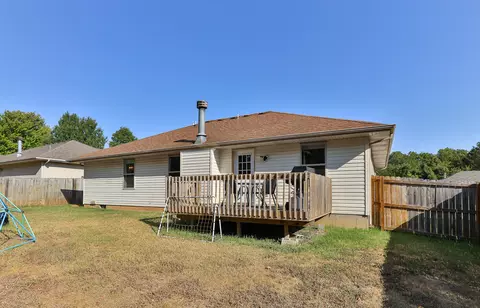 Exterior - 4230 W Madison St, Springfield, MO 65802 photo 3 of 4