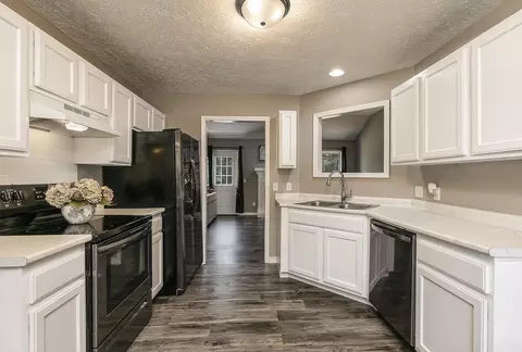 Kitchen - 4230 W Madison St, Springfield, MO 65802 photo 2 of 3