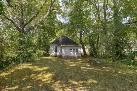 Exterior - 1216 W Harrison St, Springfield, MO 65806 photo 9 of 9