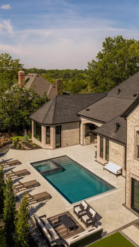 Exterior - 3820 Eaglescliffe Dr, Springfield, MO 65809 photo 15 of 17