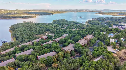 View/Area - 75 Leaning Tree Cir #5, Branson, MO 65616 photo 3 of 4