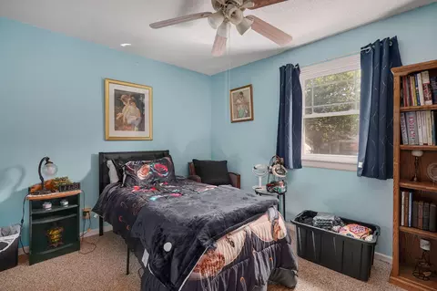 Bedroom - 2223 N Roosevelt Ave, Springfield, MO 65803 photo 3 of 4