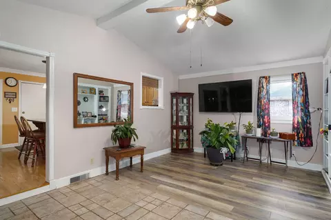 Entry Way - 2223 N Roosevelt Ave, Springfield, MO 65803 photo 3 of 3