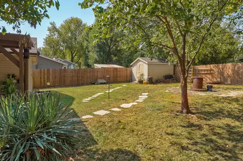 Exterior - 2223 N Roosevelt Ave, Springfield, MO 65803 photo 7 of 11