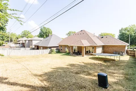 Exterior - 4883 S Buckingham Ln, Springfield, MO 65810 photo 3 of 5