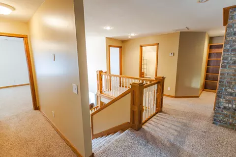 Entry Way - 4883 S Buckingham Ln, Springfield, MO 65810 photo 6 of 7