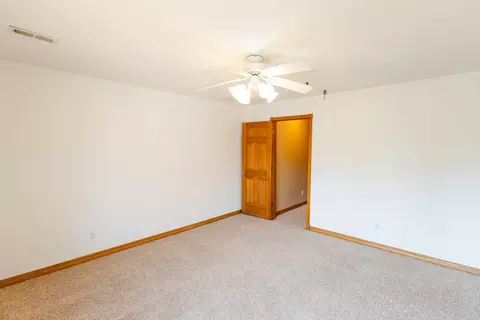 Bedroom - 4883 S Buckingham Ln, Springfield, MO 65810 photo 7 of 9