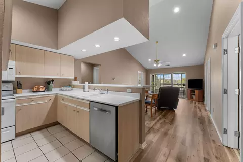 Kitchen - 530 Spring Creek Rd #12, Branson, MO 65616 photo 1 of 2