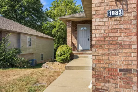 Exterior - 1981 S Farm Road 123, Springfield, MO 65807 photo 3 of 4