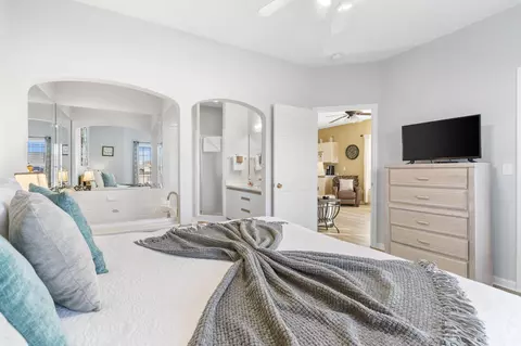 Bedroom - 835 Fairview St #1, Branson, MO 65616 photo 2 of 5