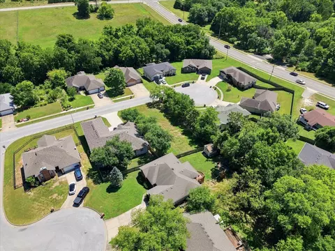 5389 S Clifton Ave, Springfield, MO 65810 photo 3