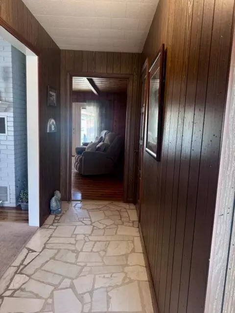 Entry Way - 1208 Cooper Ave, Ava, MO 65608 photo 3 of 4