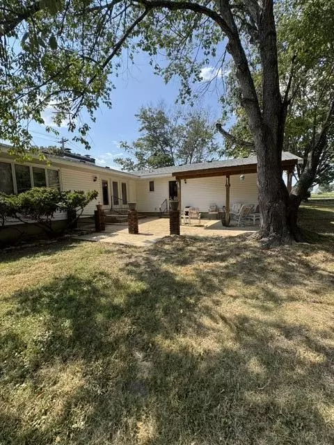 Exterior - 1208 Cooper Ave, Ava, MO 65608 photo 4 of 8
