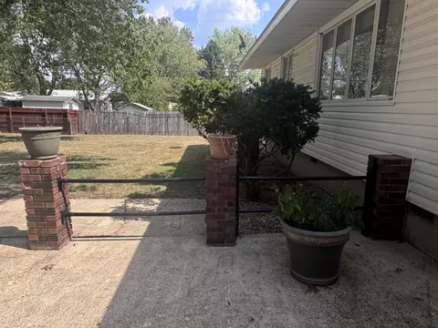 Exterior - 1208 Cooper Ave, Ava, MO 65608 photo 5 of 8