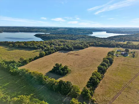 002 S 20th Rd, Aldrich, MO 65601 photo 2