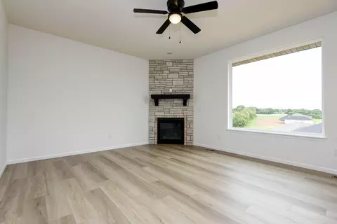 Living - 2204 S Grassmier Rd #LOT 33, Ozark, MO 65721 photo 3 of 8