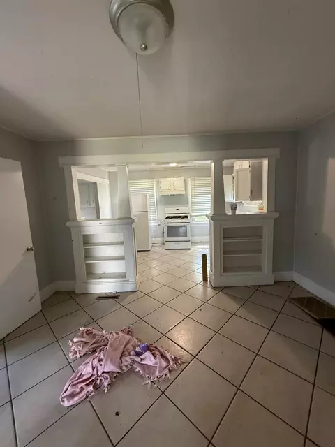Living - 1634 N Rogers Ave, Springfield, MO 65803 photo 3 of 3