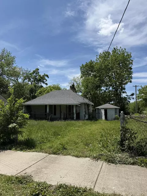 2159 N Taylor Ave, Springfield, MO 65803 photo 2