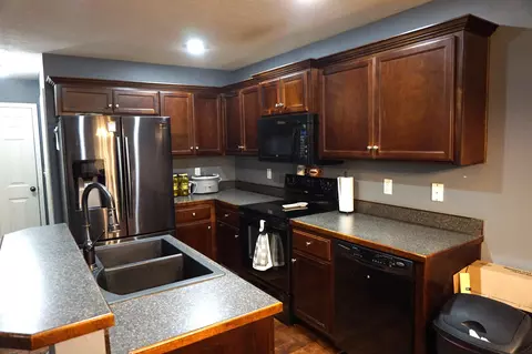 Kitchen - 230 E Lapis Ave, Republic, MO 65738 photo 1 of 2