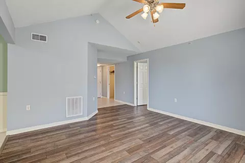Living - 159 Vixen Cir #J, Branson, MO 65616 photo 2 of 2