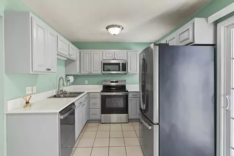 Kitchen - 159 Vixen Cir #J, Branson, MO 65616 photo 1 of 3