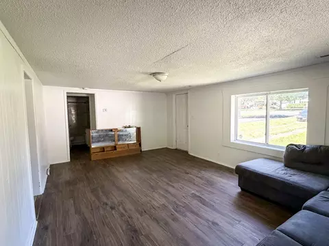Living - 2936 W Walnut St, Springfield, MO 65802 photo 2 of 2