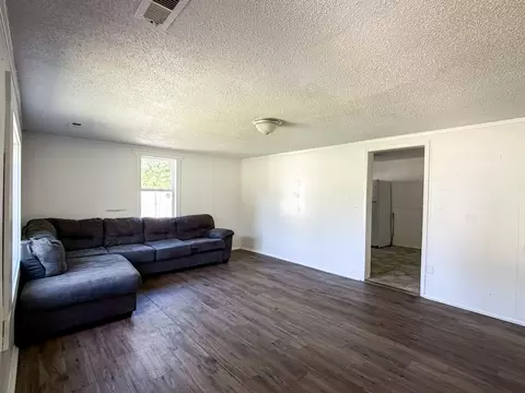 Living - 2936 W Walnut St, Springfield, MO 65802 photo 1 of 2