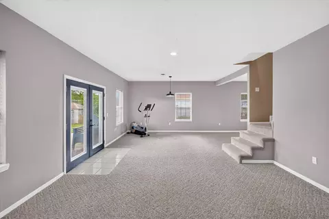 Living - 660 Big Bear Ct, Marshfield, MO 65706 photo 3 of 6