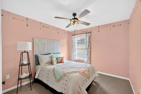Bedroom - 660 Big Bear Ct, Marshfield, MO 65706 photo 3 of 9
