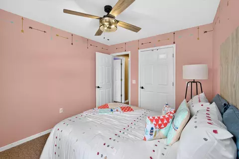 Bedroom - 660 Big Bear Ct, Marshfield, MO 65706 photo 4 of 9