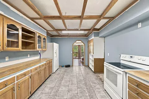 Kitchen - 301 Hillcrest Dr, Noel, MO 64854 photo 1 of 3