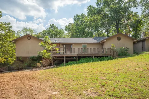Exterior - 301 Hillcrest Dr, Noel, MO 64854 photo 3 of 5