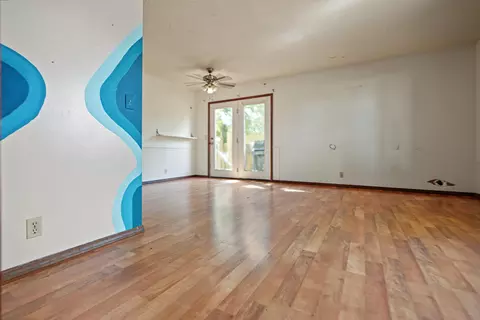 Living - 2970 W Roxbury Street Apt A B St #A & B, Springfield, MO 65807 photo 5 of 9