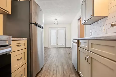 Kitchen - 2970 W Roxbury Street Apt A B St #A & B, Springfield, MO 65807 photo 5 of 12