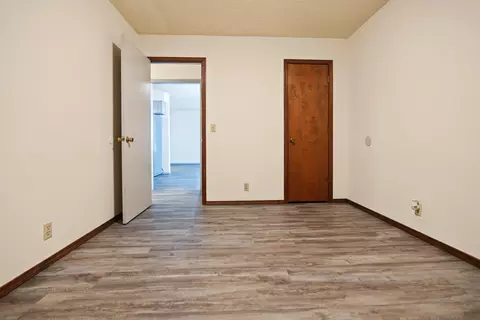 Bedroom - 2970 W Roxbury Street Apt A B St #A & B, Springfield, MO 65807 photo 2 of 16