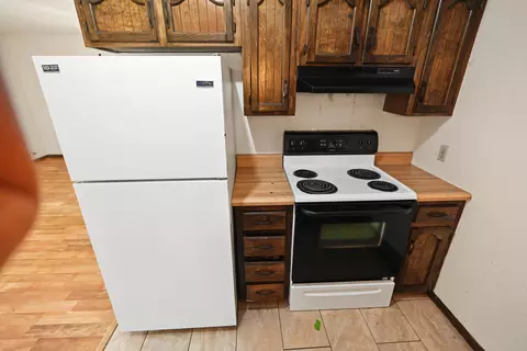 Kitchen - 2970 W Roxbury Street Apt A B St #A & B, Springfield, MO 65807 photo 9 of 12